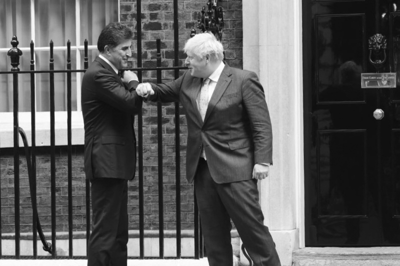 Le chef du Gouvernement régional du Kurdistan Nechirvan Barzani et le premier ministre britannique Boris Johnson, le 17 septembre 2021 à Londres.