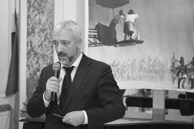 Evgueni Primakov Jr, directeur de la Rossotroudnitchestvo, lors de sa visite à Paris le 26 novembre 2021.